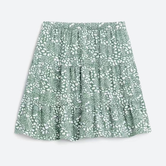 Vero Moda Graycen Skirt, NWOT, M, Olive Green/Cream abstract print Mini - Picture 6 of 7